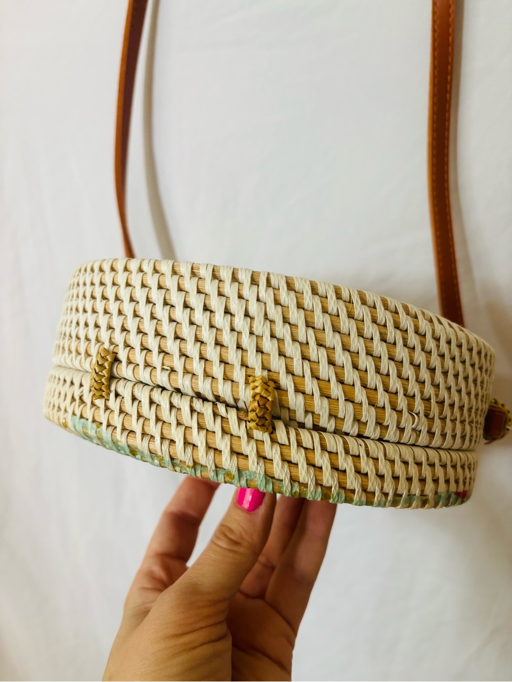 Round Straw Crossbody Flamingo Purse Tropical Resort Vacation Bag - Picture 7 of 8